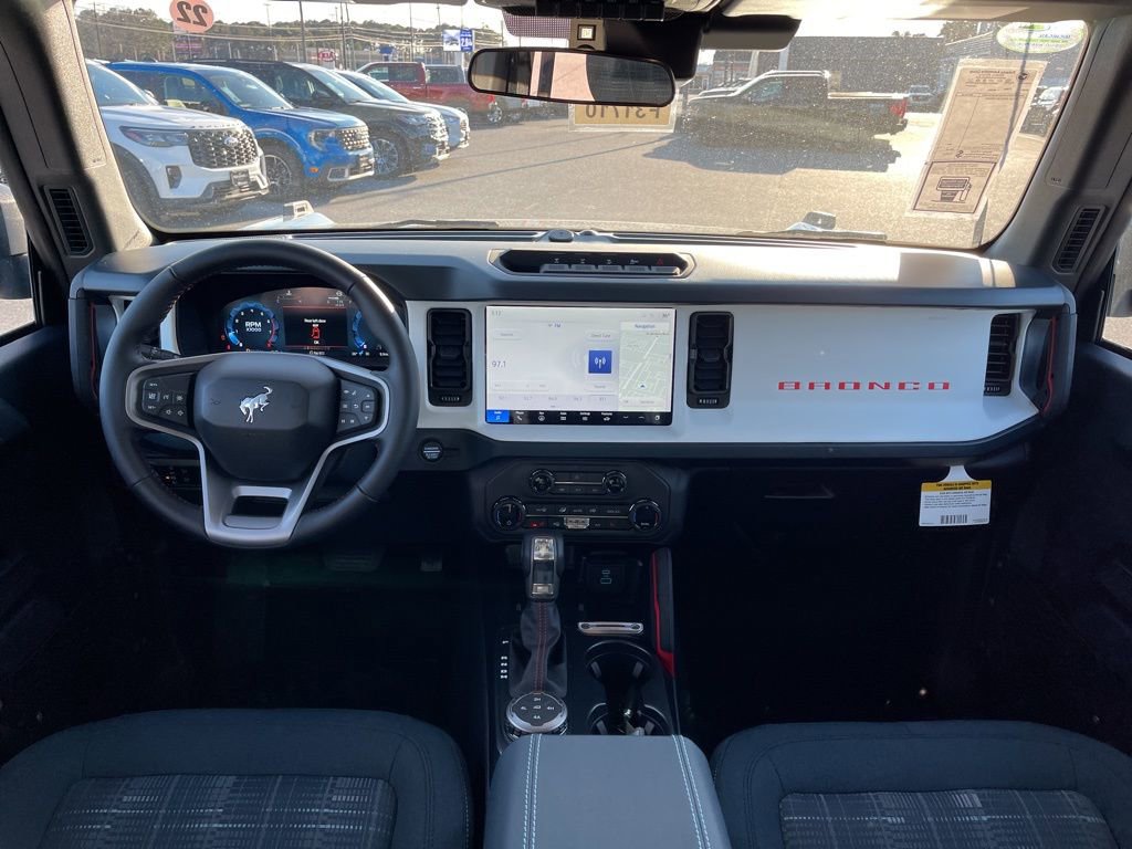 New 2025 Ford Bronco Heritage Edition image 6