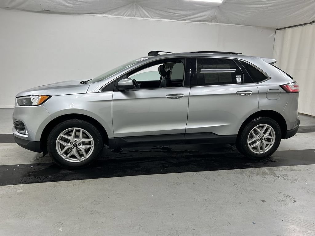 Used 2024 Ford Edge SEL w/ Convenience Package AWD/4WD image 6