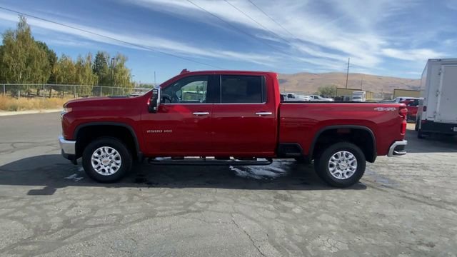 Used 2021 Chevrolet Silverado 2500 LTZ w/ LTZ Convenience Package image 5