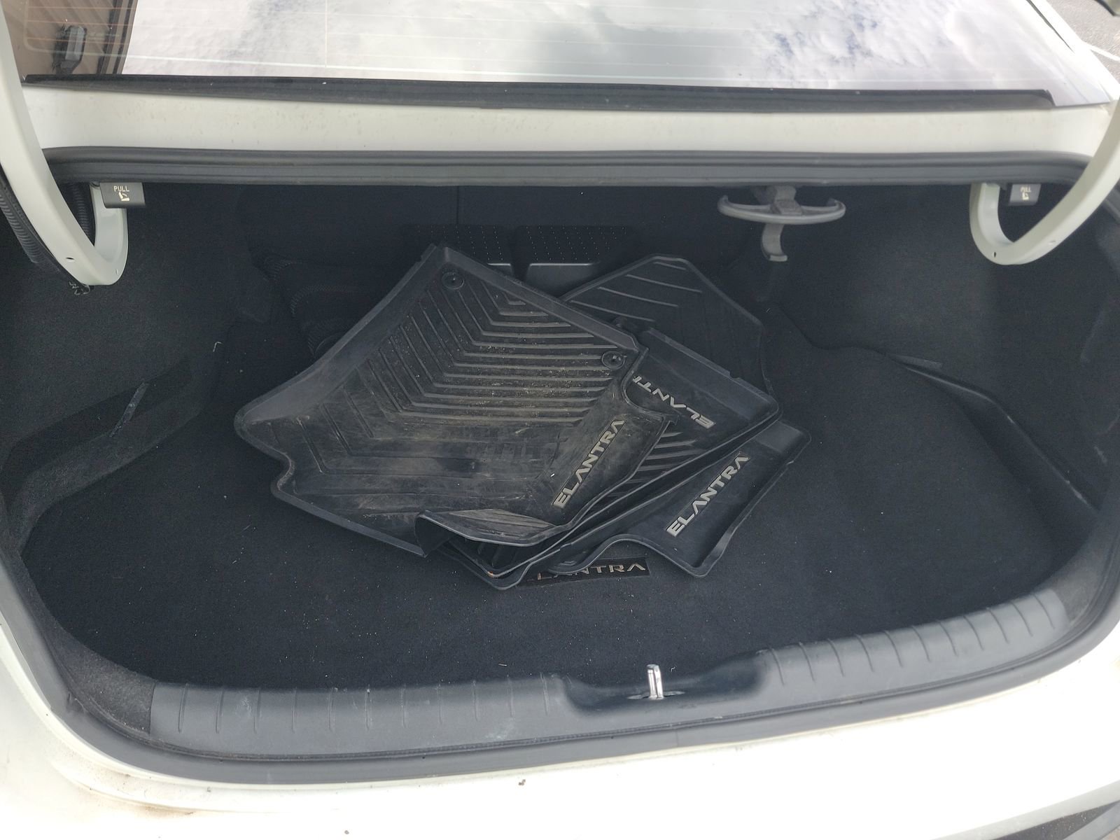 Used 2022 Hyundai Elantra N Line w/ Preferred Accessory Package FWD image 16