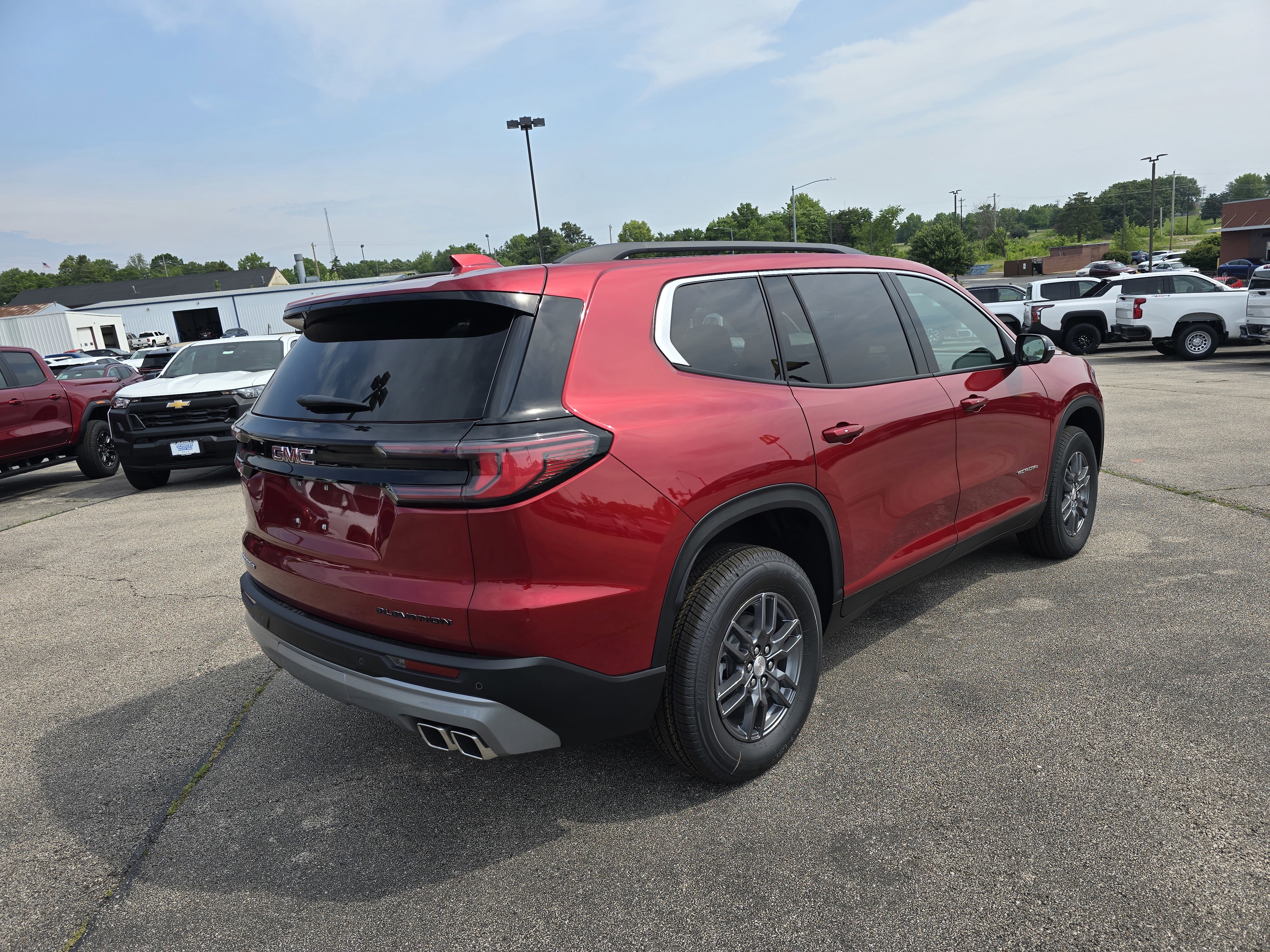 New 2025 GMC Acadia Elevation image 3