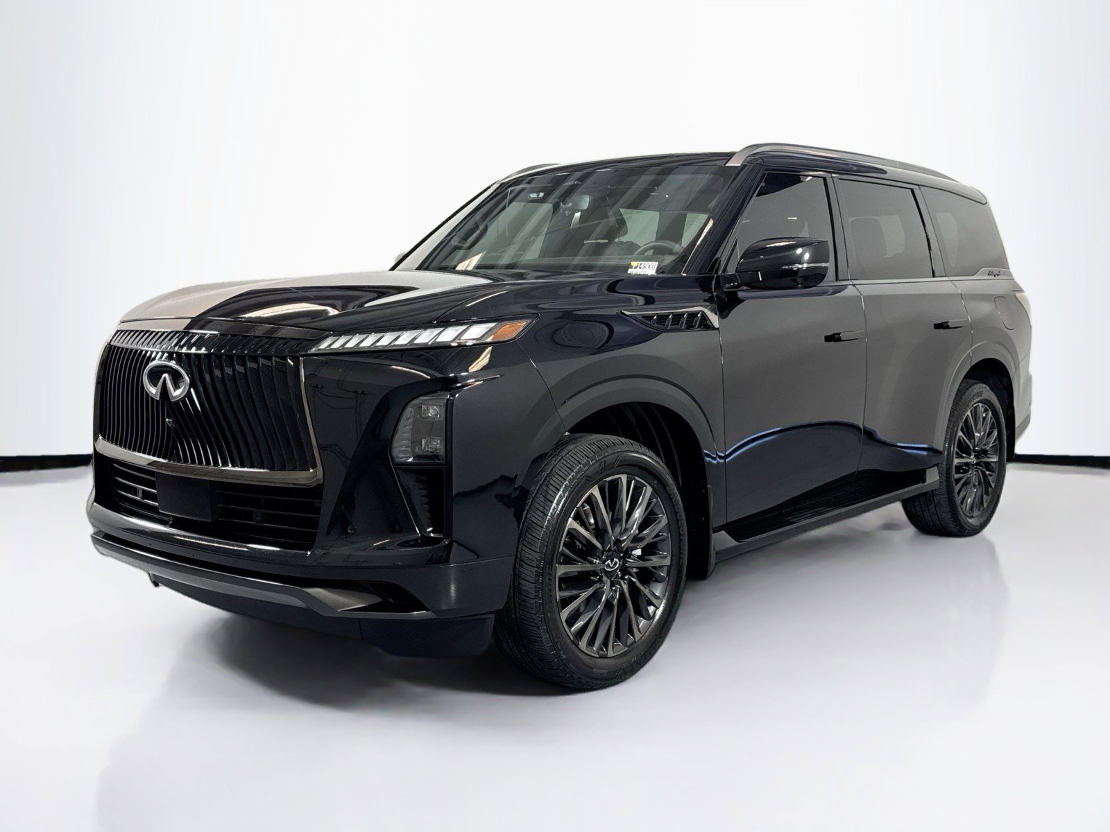 Used 2025 INFINITI QX80 Autograph image 1