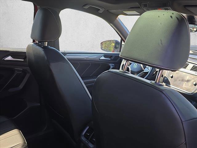 Used 2024 Volkswagen Tiguan SE R-Line image 21