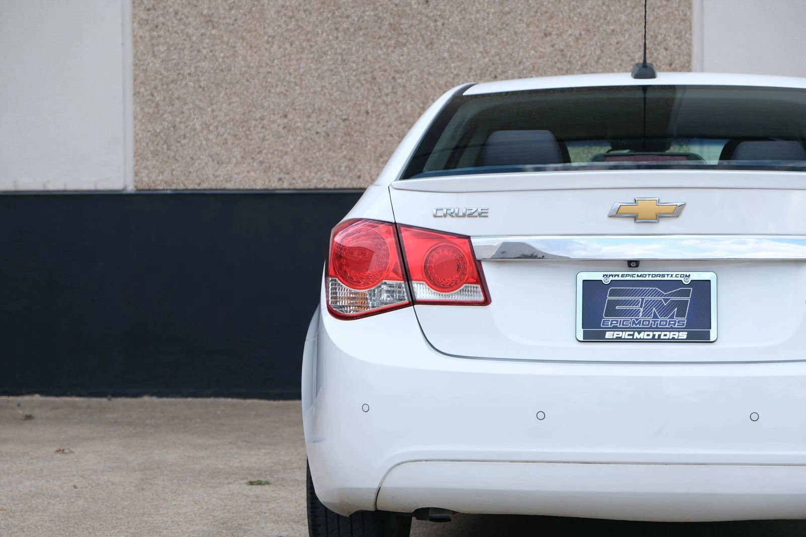 Used 2015 Chevrolet Cruze LT w/ Enhanced Safety Package FWD image 17
