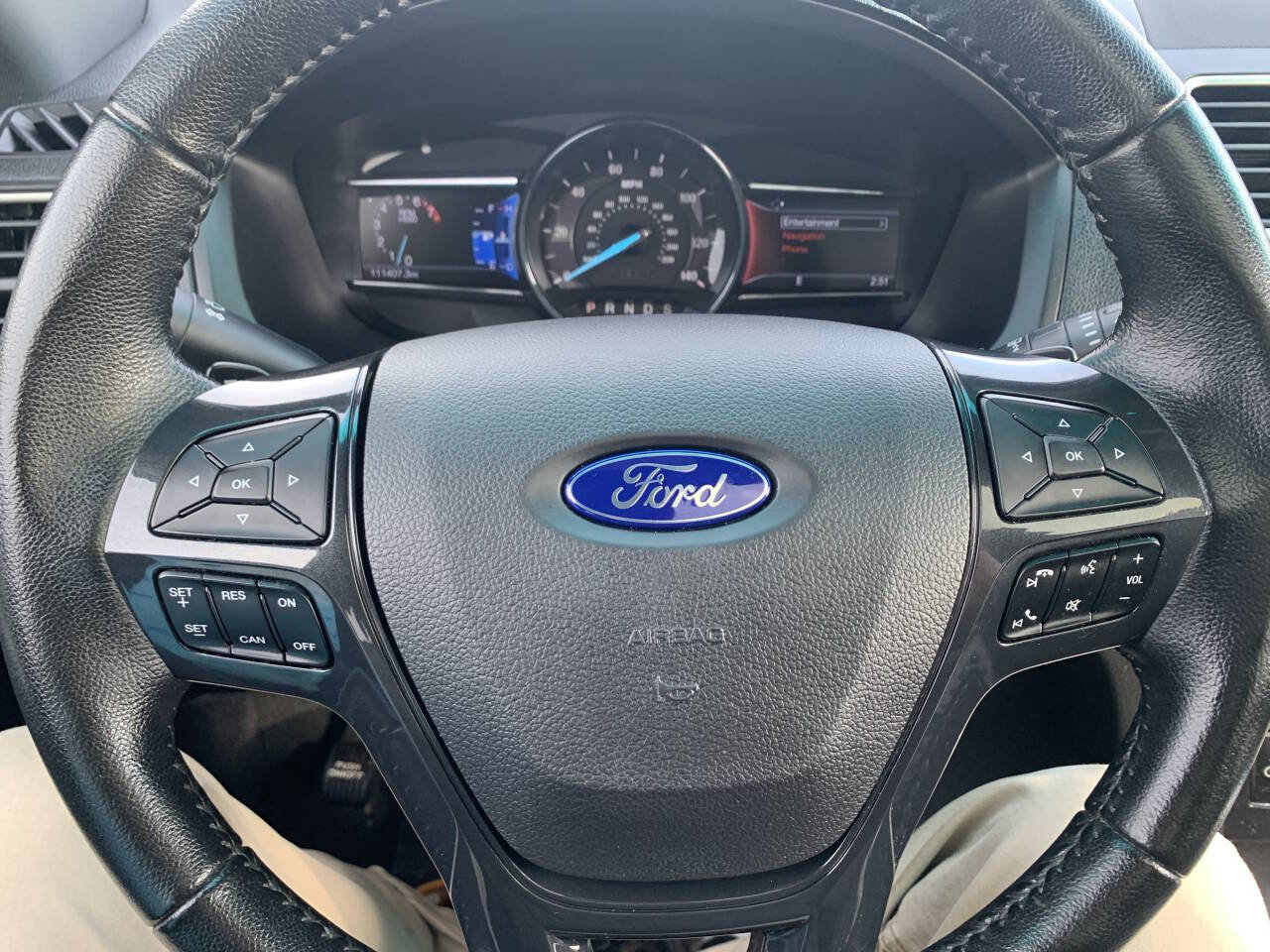 Used 2016 Ford Explorer XLT w/ Equipment Group 202A image 23