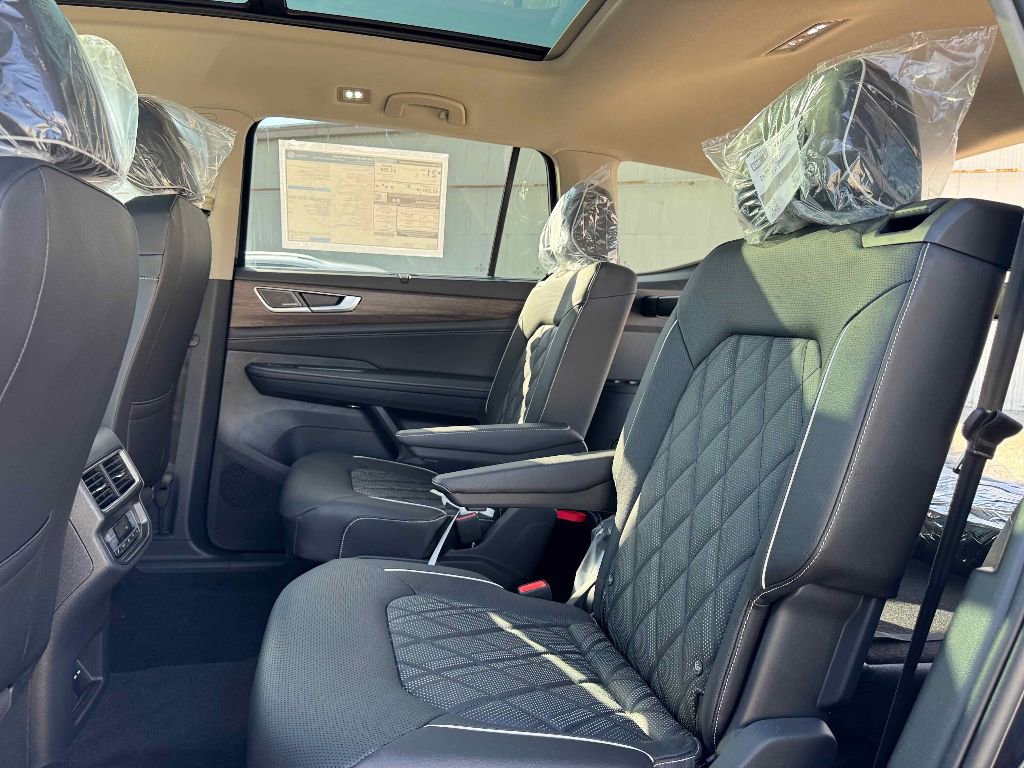 New 2026 Volkswagen Atlas SEL Premium R-Line image 24