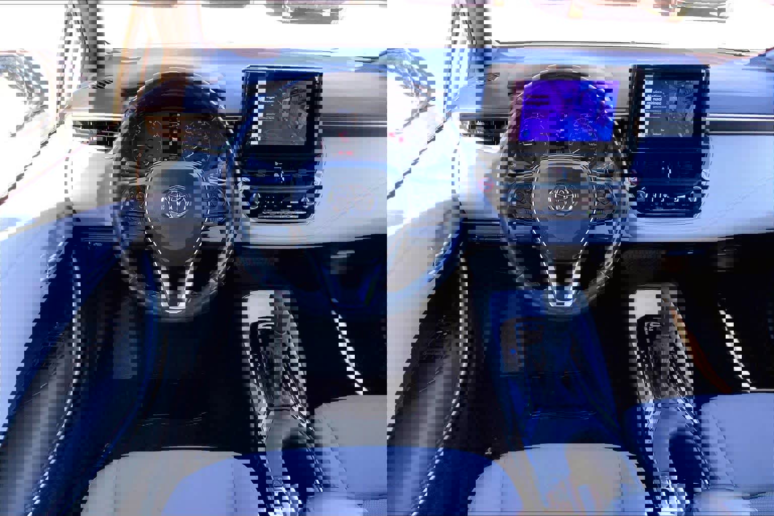 Used 2023 Toyota Corolla SE image 5