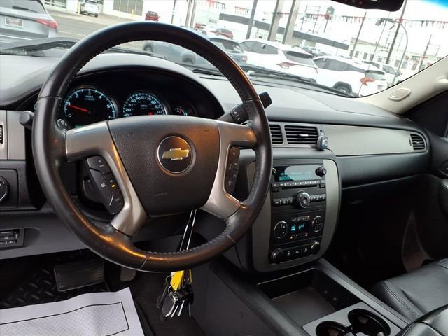 Used 2013 Chevrolet Silverado 1500 LTZ AWD/4WD image 10