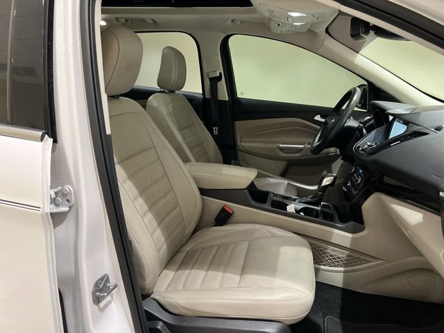 Used 2019 Ford Escape Titanium FWD image 24