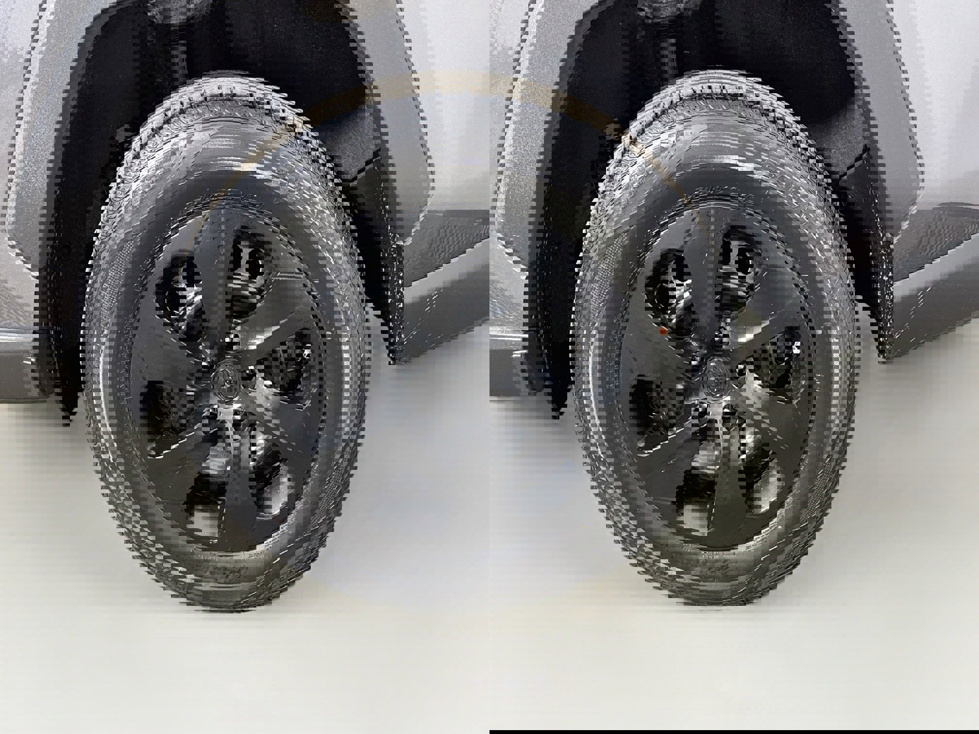 Used 2021 Toyota RAV4 LE w/ Carpet Mat Package (TMS) image 27