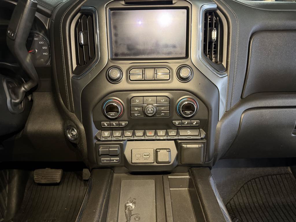 Used 2021 Chevrolet Silverado 2500 LTZ w/ Z71 Chrome Sport Edition AWD/4WD image 22