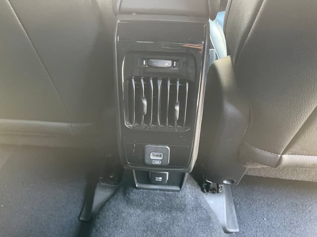 Used 2025 Jeep Compass Limited AWD/4WD image 28