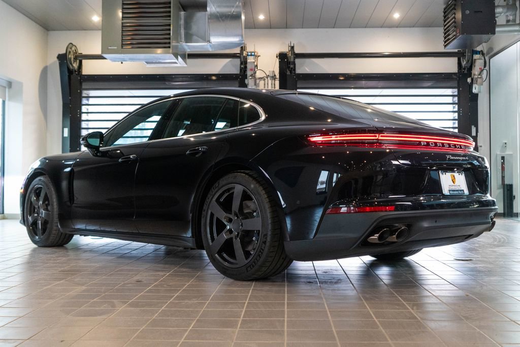 New 2026 Porsche Panamera 4 AWD/4WD image 3
