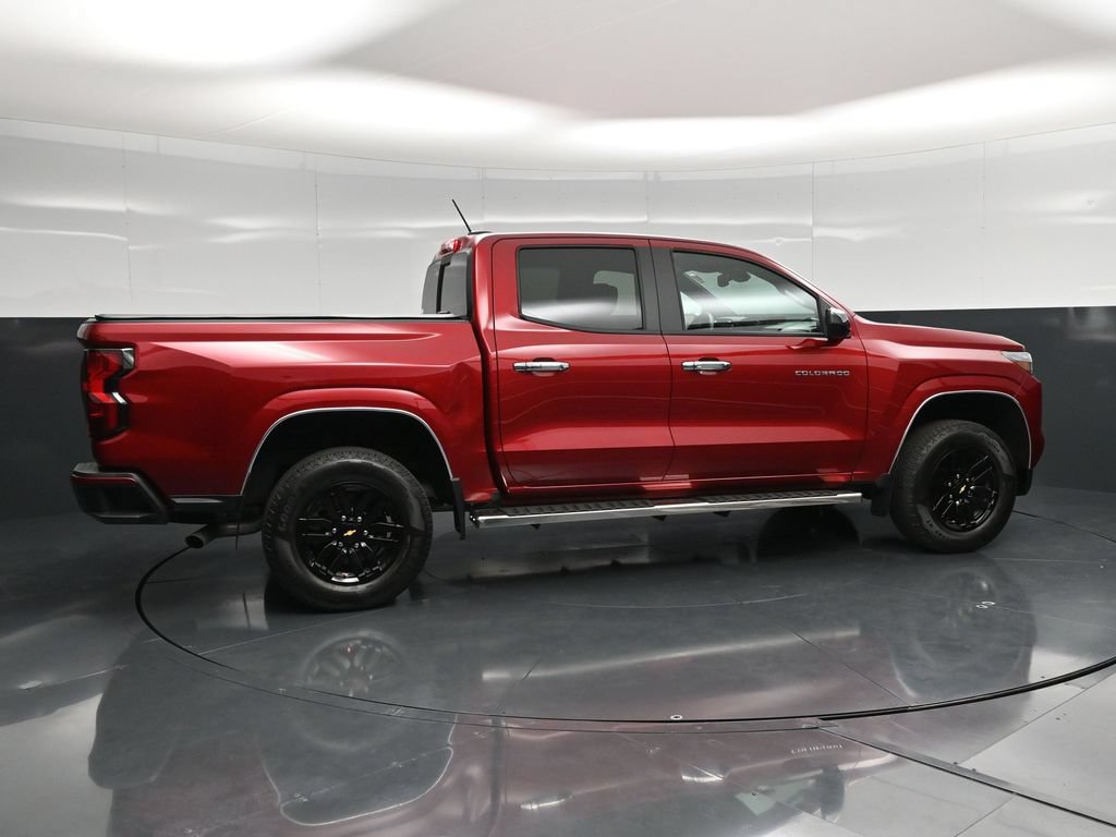 Used 2024 Chevrolet Colorado LT w/ LT Convenience Package II RWD image 2