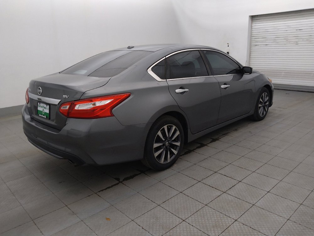 Used 2017 Nissan Altima 2.5 SV FWD image 10