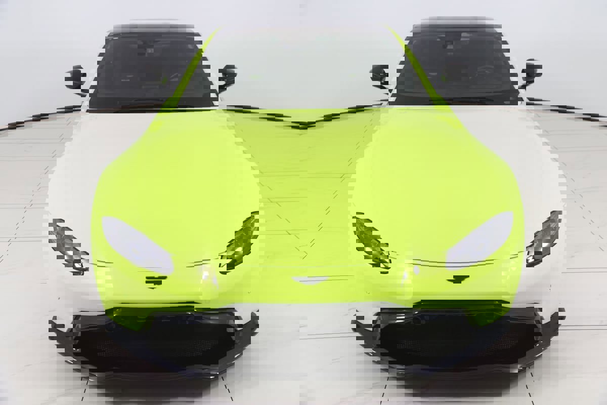 Used 2019 Aston Martin V8 Vantage Coupe RWD image 80