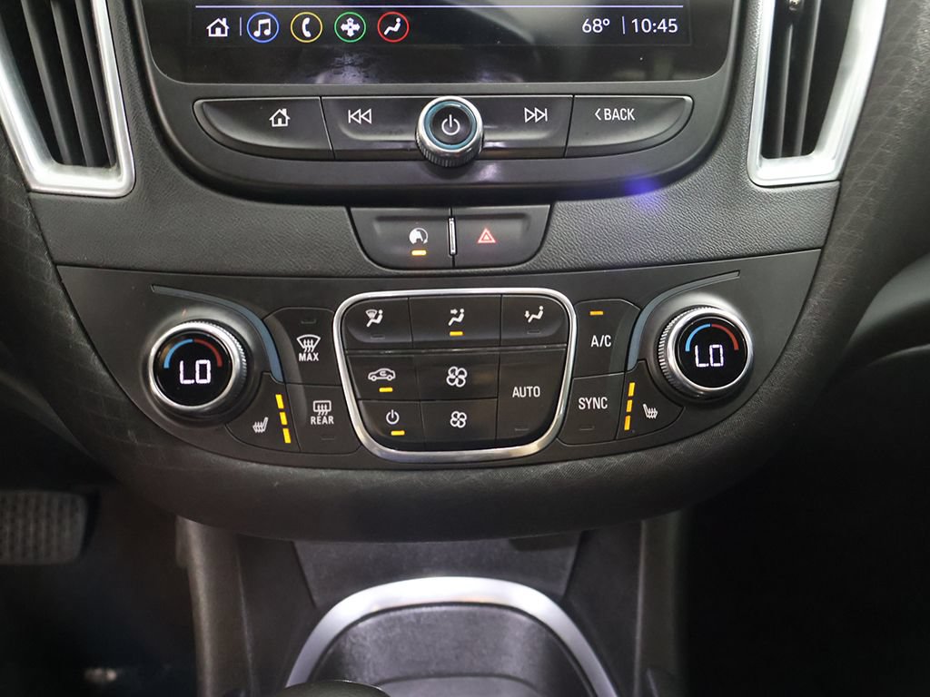 Used 2021 Chevrolet Malibu LT FWD image 43
