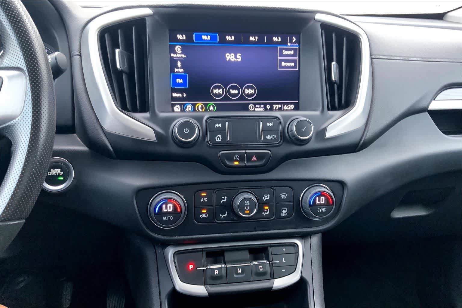 Used 2023 GMC Terrain SLE w/ Driver Convenience Package FWD image 34