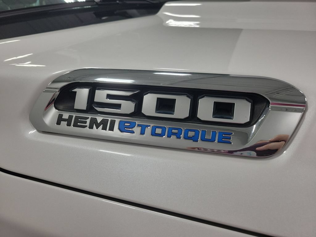 Used 2023 RAM 1500 Laramie AWD/4WD image 24