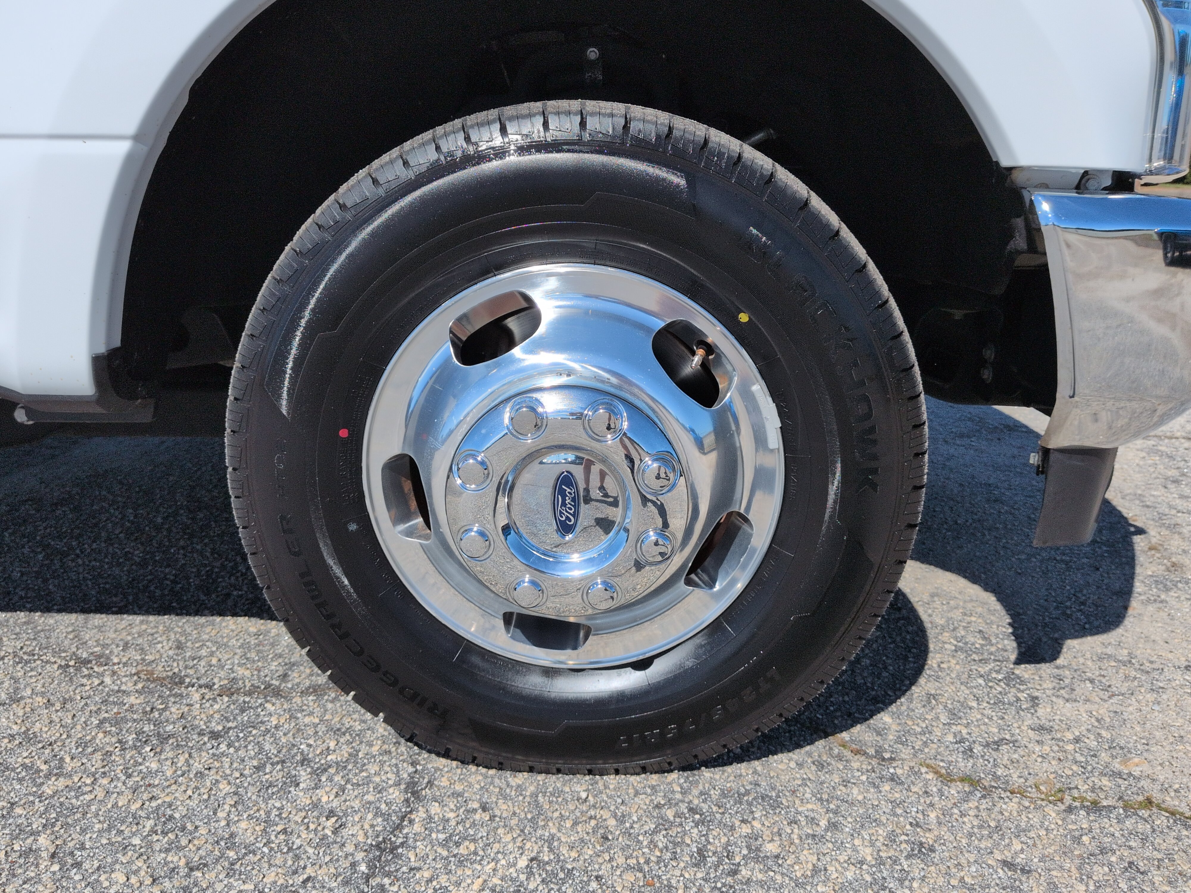 Used 2022 Ford F350 XLT RWD image 9