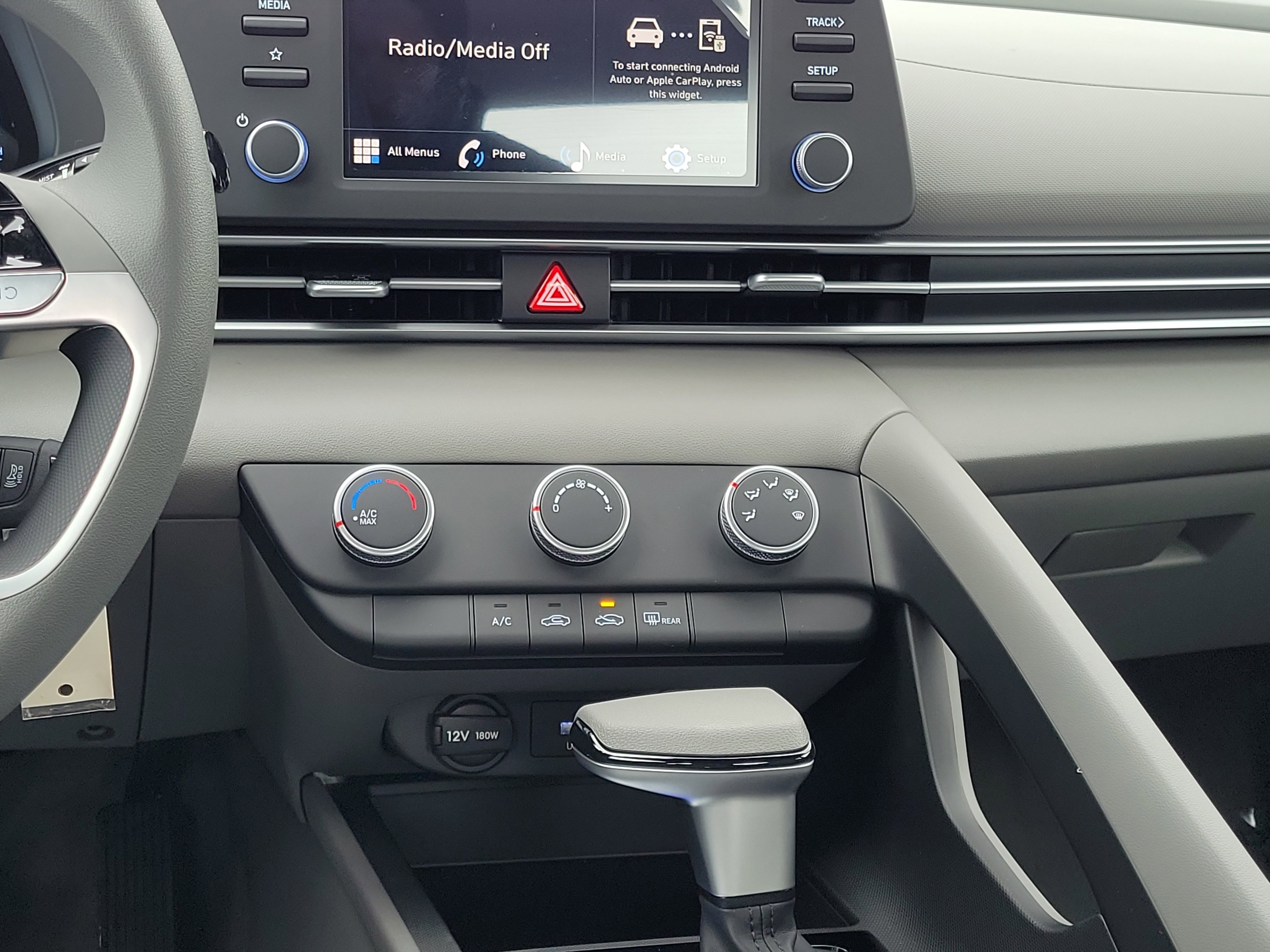 New 2026 Hyundai Elantra SE image 11