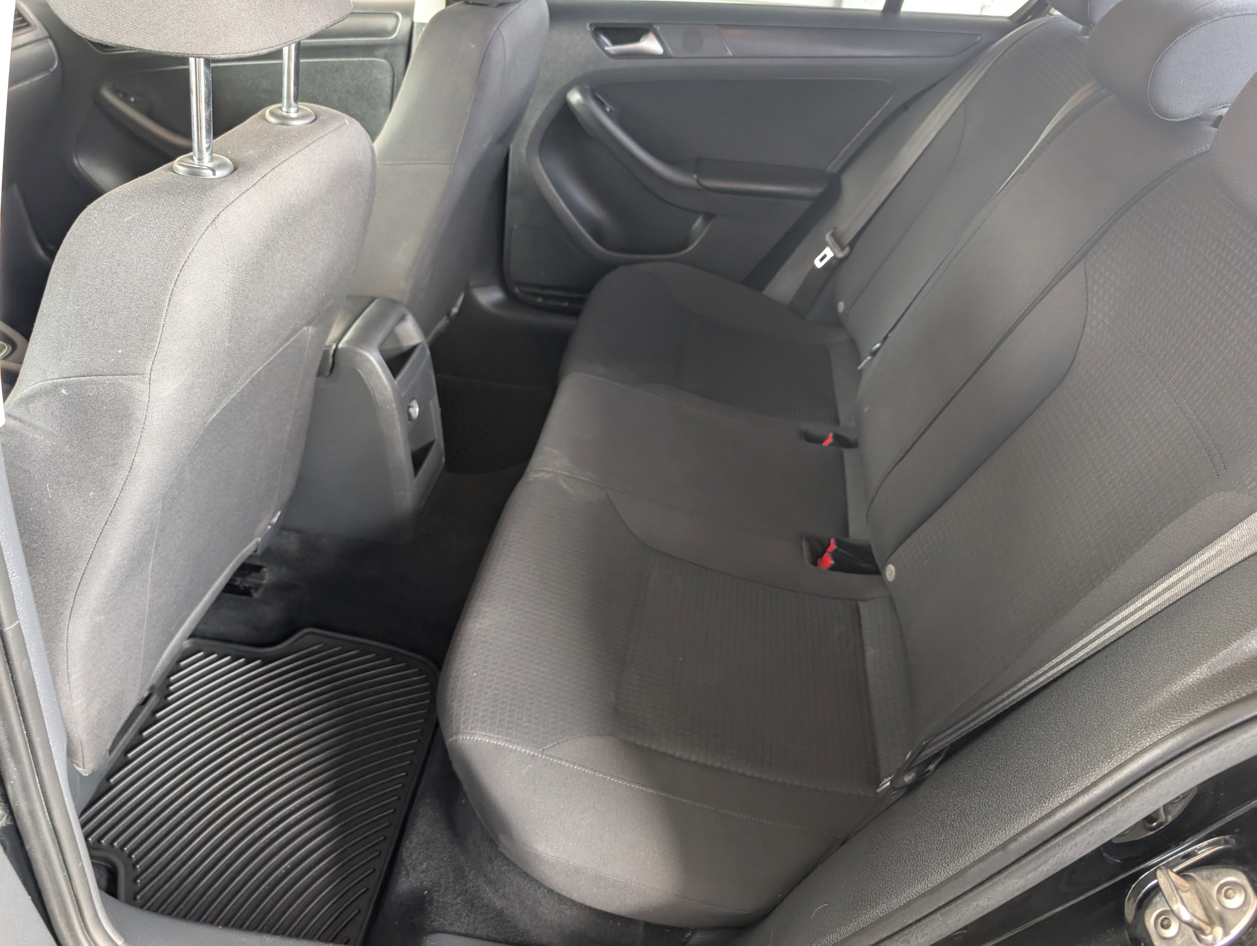 Used 2015 Volkswagen Jetta S image 17