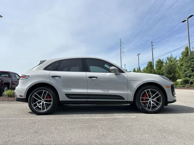 Used 2024 Porsche Macan S AWD/4WD image 3