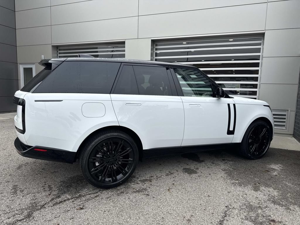 New 2026 Land Rover Range Rover SE AWD/4WD image 8