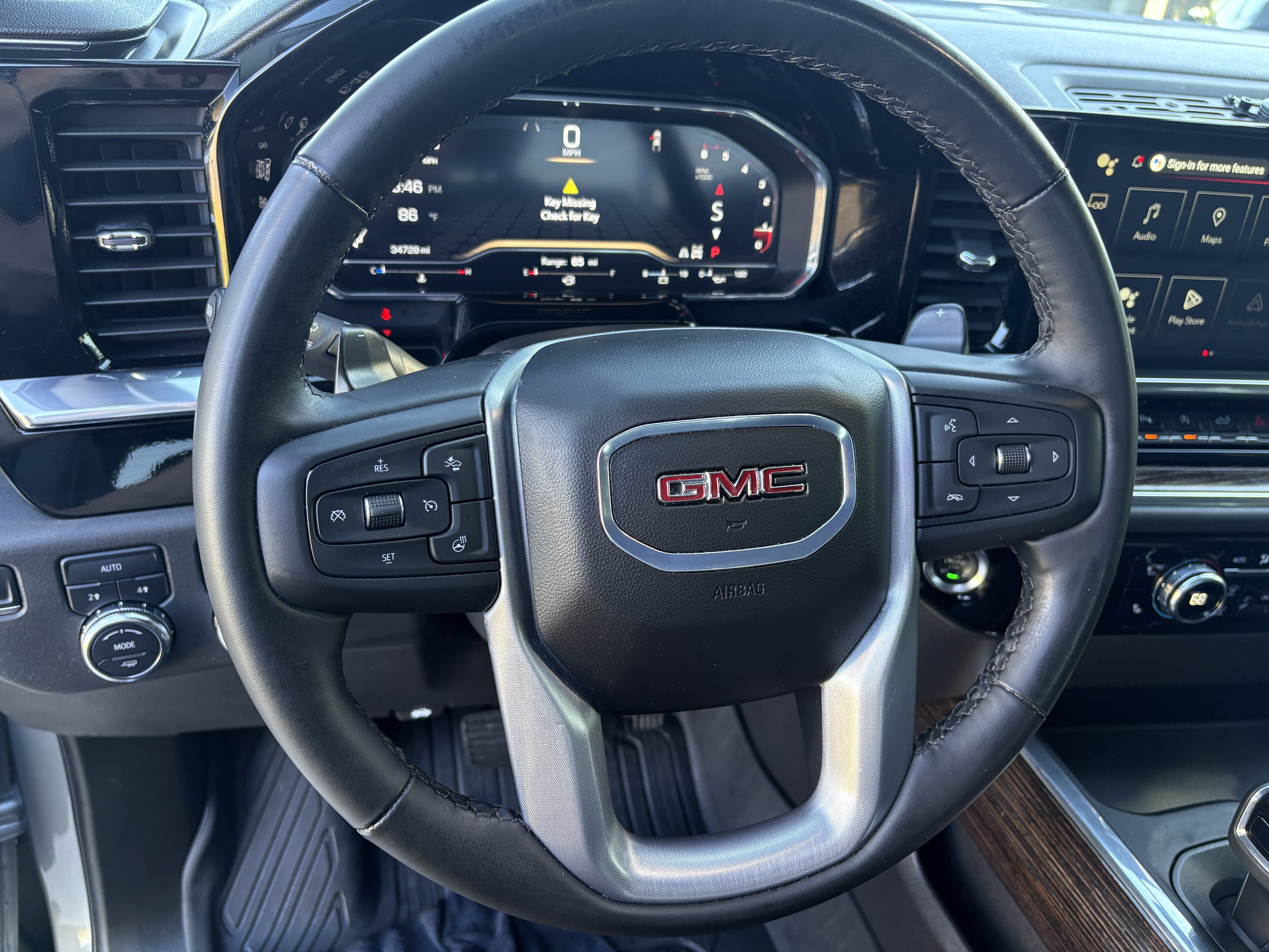 Used 2025 GMC Sierra 1500 Elevation w/ Elevation Premium Package AWD/4WD image 17