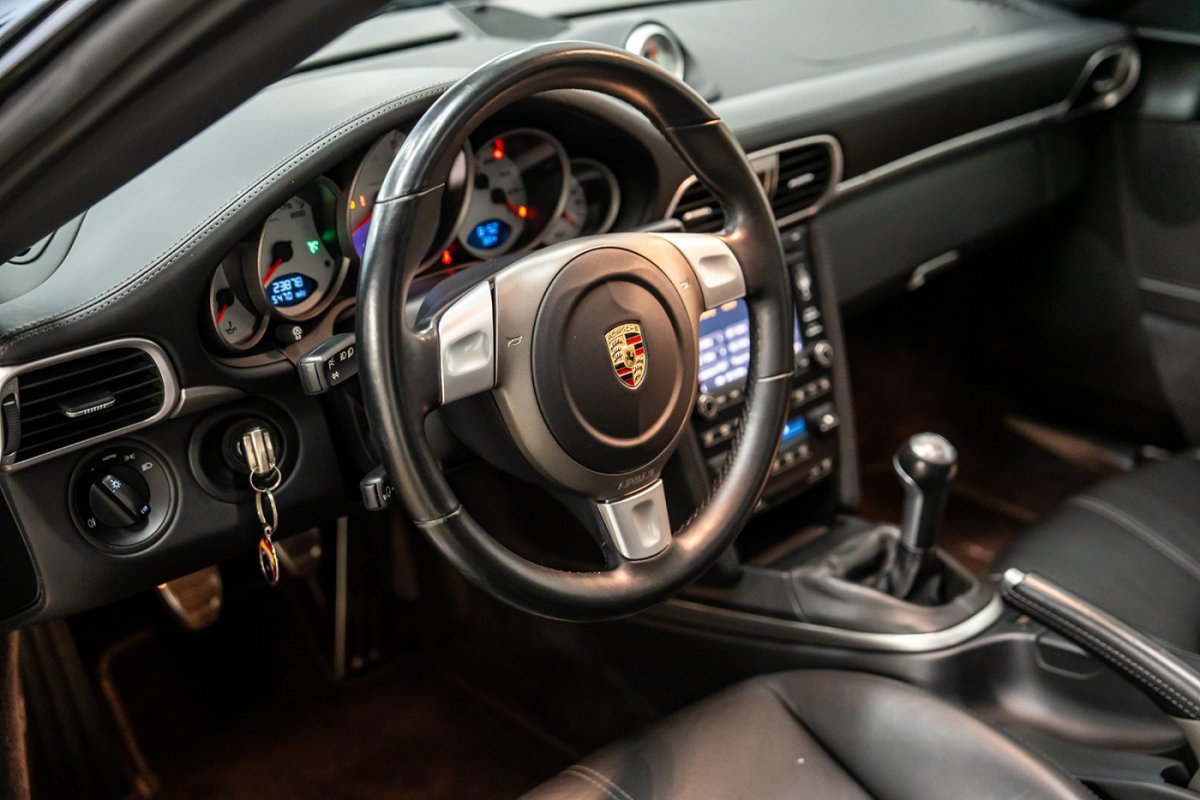 Used 2009 Porsche 911 Carrera S RWD image 19