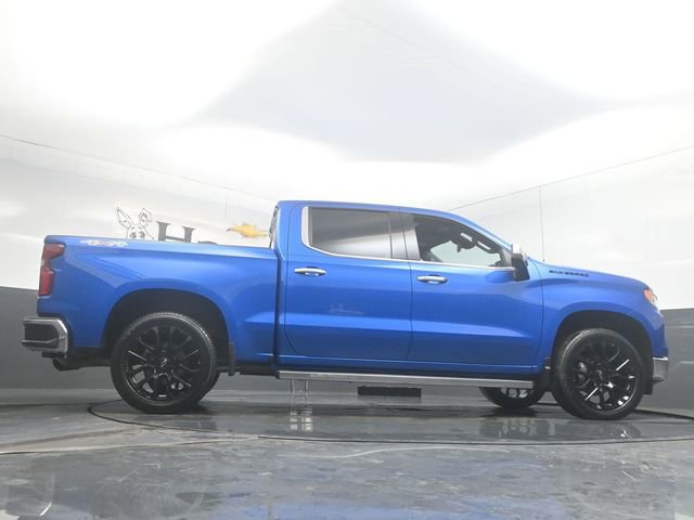 Used 2023 Chevrolet Silverado 1500 LTZ w/ LTZ Premium Package AWD/4WD image 52