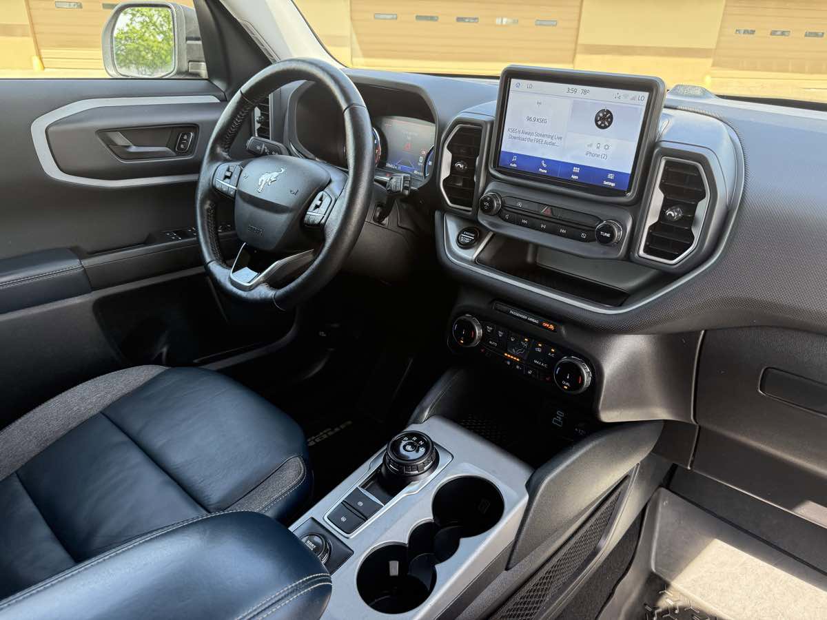 Used 2022 Ford Bronco Sport Outer Banks AWD/4WD image 17