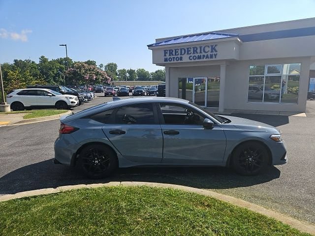 Used 2024 Honda Civic Sport image 3
