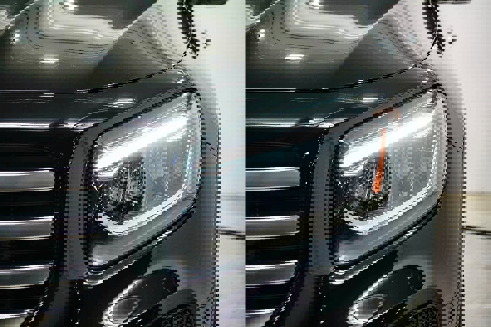 Certified 2025 Mercedes-Benz GLB 250 image 7