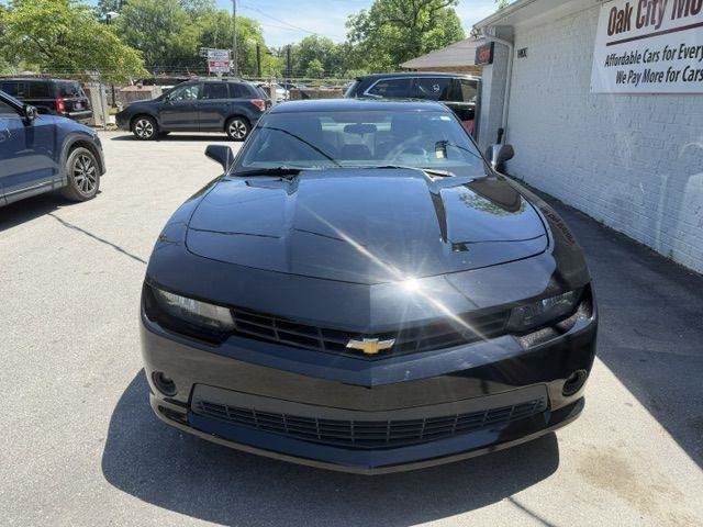 Used 2015 Chevrolet Camaro LT RWD image 3