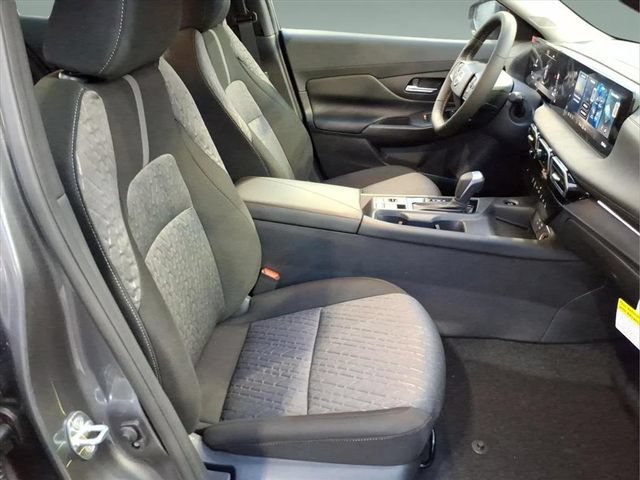 Certified 2026 Nissan Sentra SV w/ SV Convenience Package FWD image 17