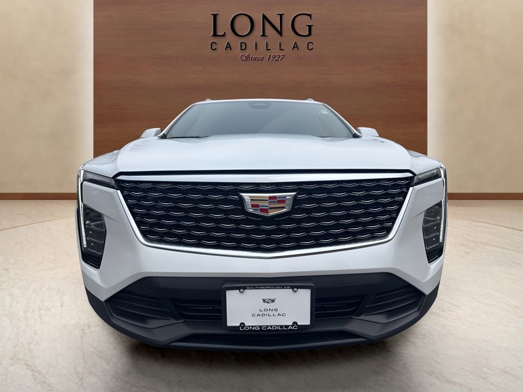 Certified 2024 Cadillac XT4 Luxury w/ Cold Weather Package image 8