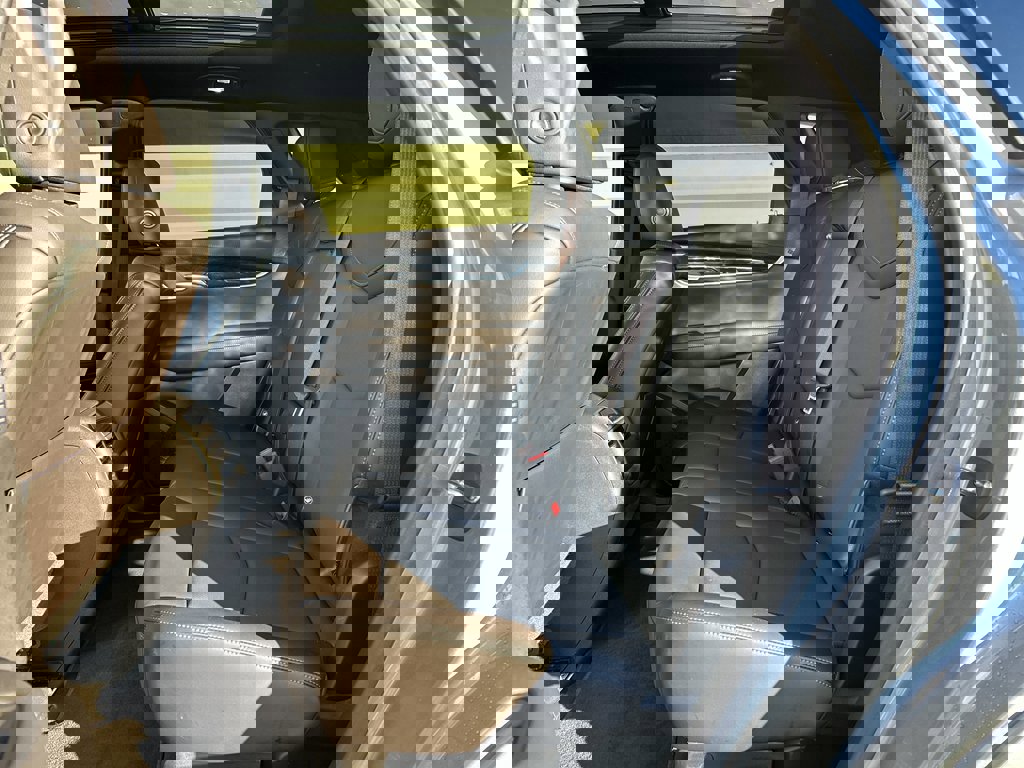 Used 2023 Cadillac XT5 Premium Luxury image 12