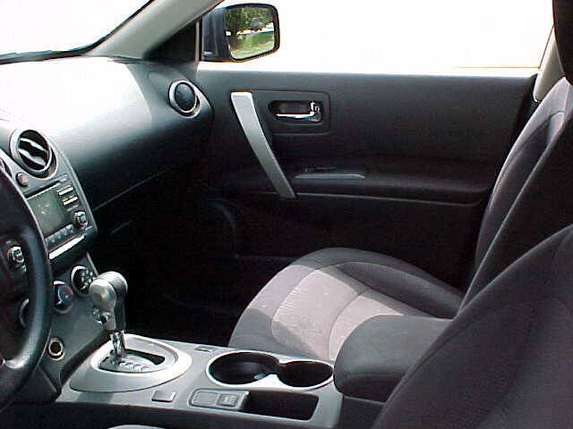 Used 2013 Nissan Rogue AWD image 21