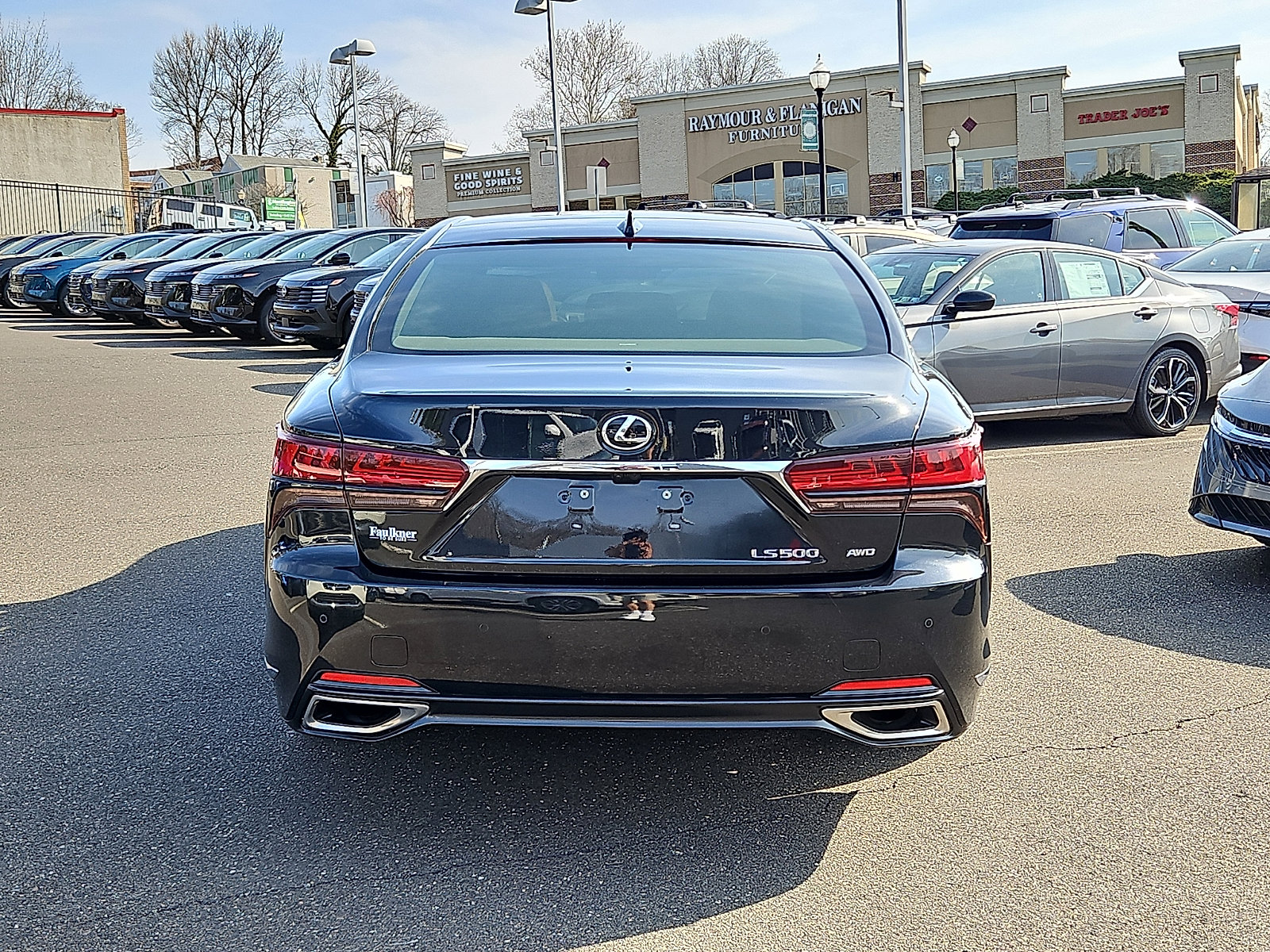 Used 2022 Lexus LS 500 AWD w/ Luxury Package image 5