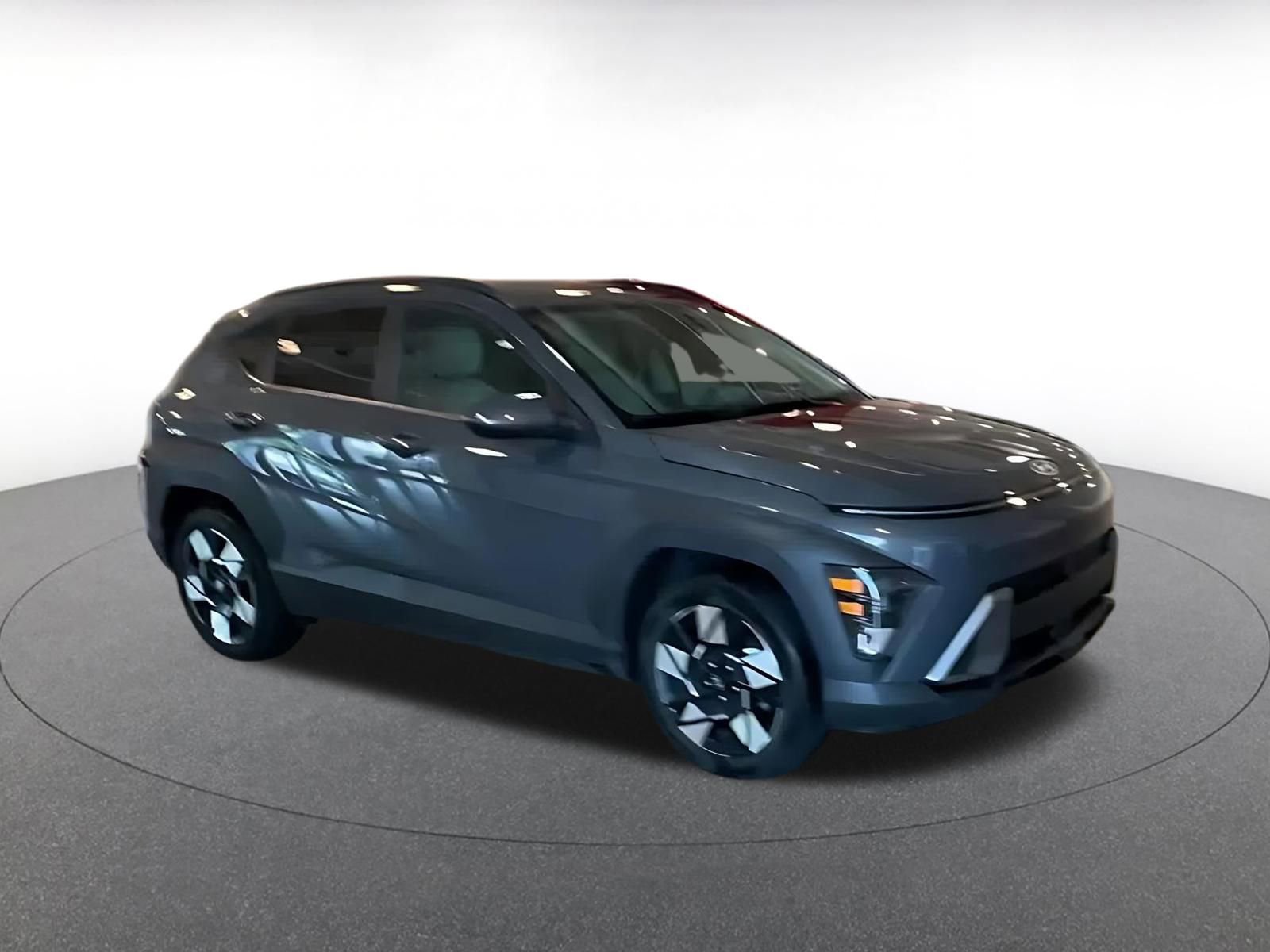 Used 2025 Hyundai Kona SEL FWD video 2