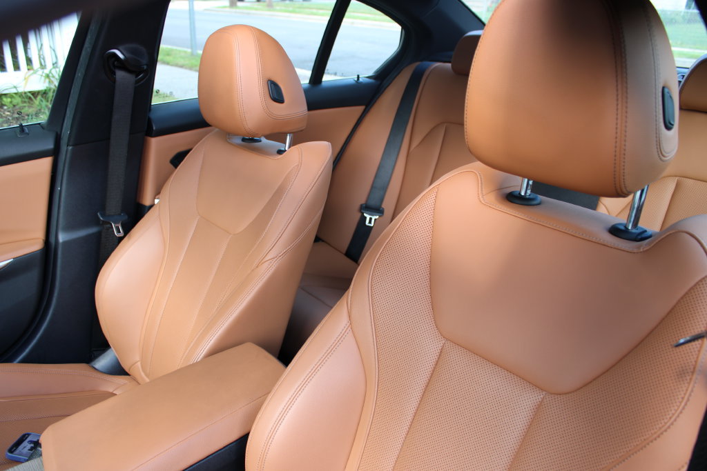 Used 2025 BMW 330i Sedan RWD image 10