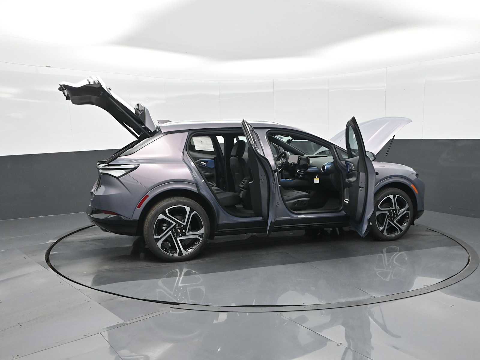 New 2026 Chevrolet Equinox EV LT image 28