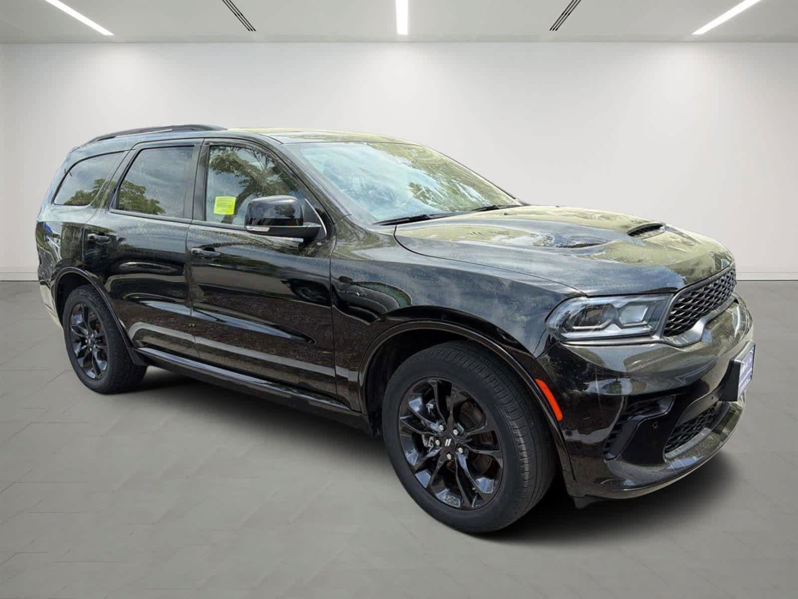 Used 2025 Dodge Durango R/T w/ Blacktop Package AWD/4WD image 5