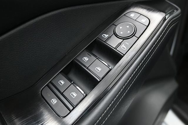 Used 2025 Nissan Rogue SV AWD/4WD image 22
