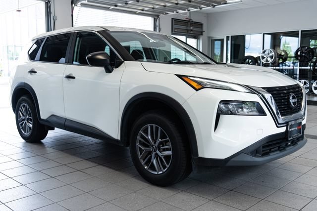 Used 2023 Nissan Rogue S AWD/4WD video 1