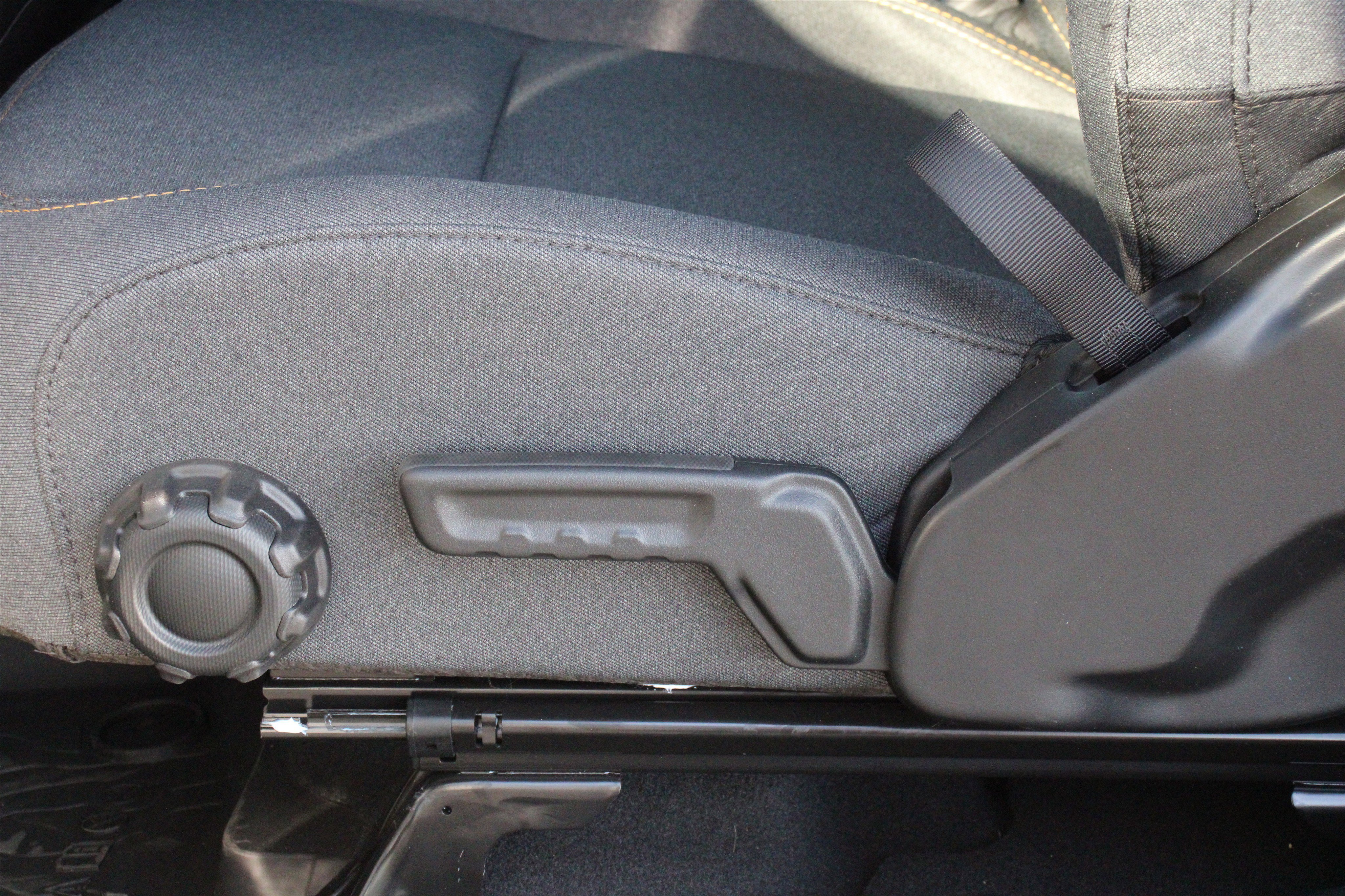 New 2026 Jeep Gladiator Sport image 4