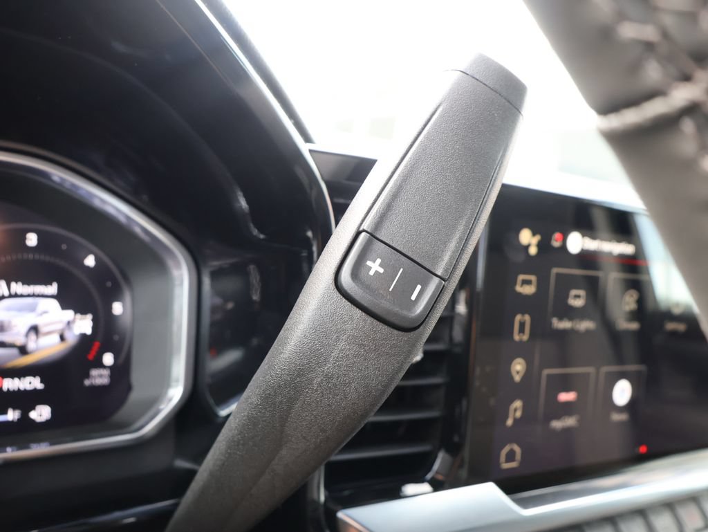 New 2026 GMC Sierra 1500 Elevation w/ Elevation Select Package AWD/4WD image 19