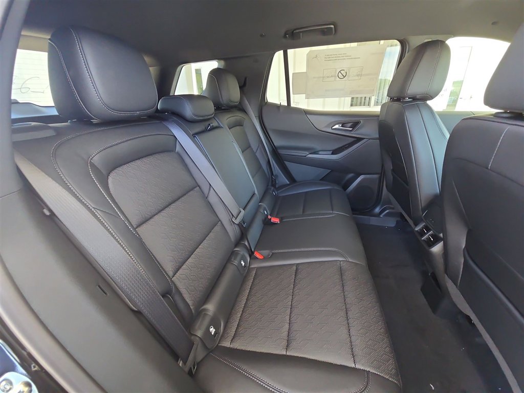 New 2026 Chevrolet Equinox LT w/ Convenience Package II image 26