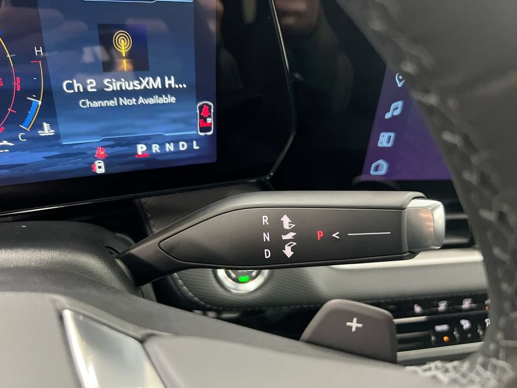 New 2027 Chevrolet Equinox LT FWD image 18